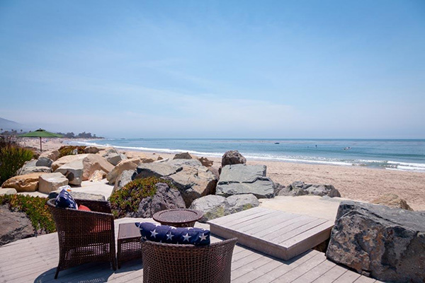 4393 Avenue Del Mar, a beachfront home in Sandyland Cove in Santa Barbara