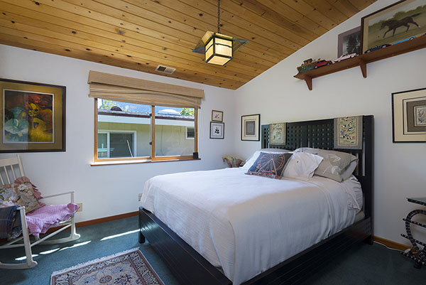18_3750 Pacific Coast Highway Bedroom